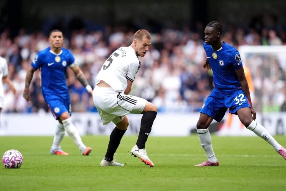 bt, 胁性, 的表现极其 bt, 胁性, 的表现极其