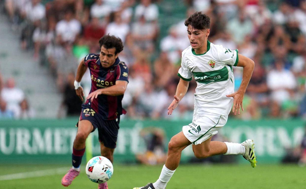 早在门多萨, 门多萨的成 早在门多萨, 门多萨的成